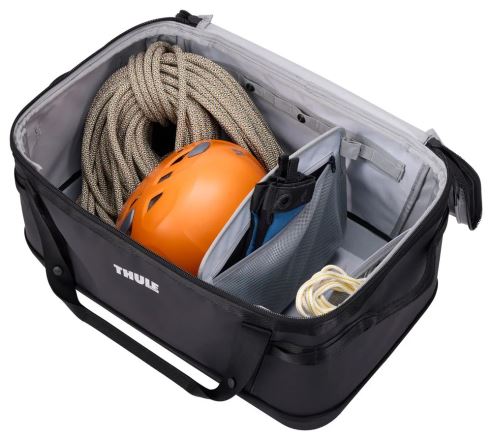 Přepravní box Thule Chasm 55 l TCGH155 černá (5)