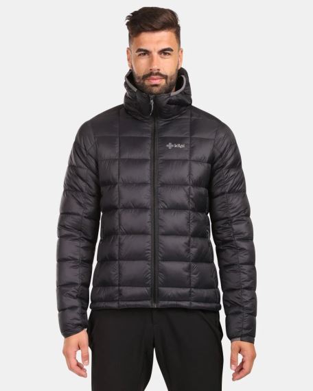Pánská prošívaná bunda Kilpi REBEKI-M černá 3XL na modelovi, focená zepředu.