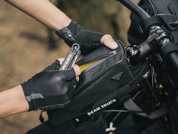 Brašna Topeak Toploader černá 0,75L (6)