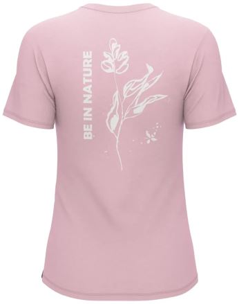 Zadní pohled na Tričko Hannah CHUCKI II pale mauve 36 s bílým potiskem květiny a textem BE IN NATURE. (2)