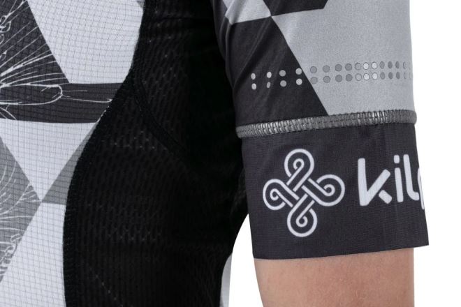 Detail rukávu Dámský cyklistický dres Kilpi ADAMELLO-W černá s logem Kilpi, reflexními body a boční síťovinou. (3)