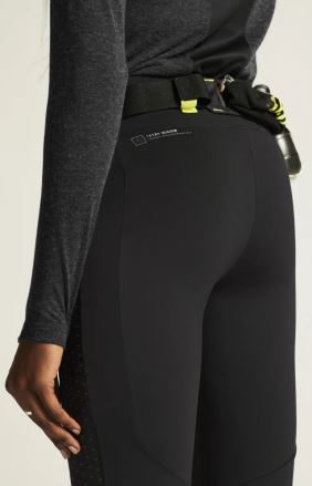Zadní detail dámských zateplených běžeckých kalhot Craft ADV SubZ Lumen Padded 4 černá. (6)