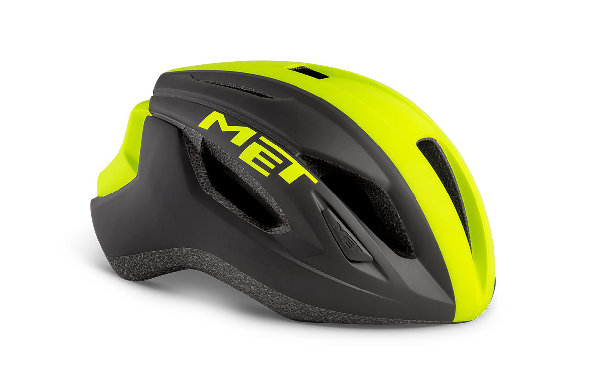 Cyklistická helma MET Strale černá/reflex žlutá matná L (59-62 cm)