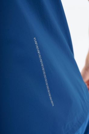 Pánská běžecká vesta Montane Featherlite Trail Vest Narwhal blue (5)