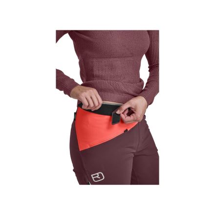 Dámské softshellové a skialpinistické kalhoty Ortovox W's Col Becchei Pants Pacific green (2)