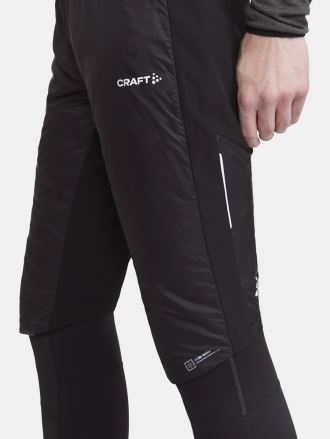Detailní záběr na cyklošortky CRAFT PRO Gravel ubZ černá. (3)