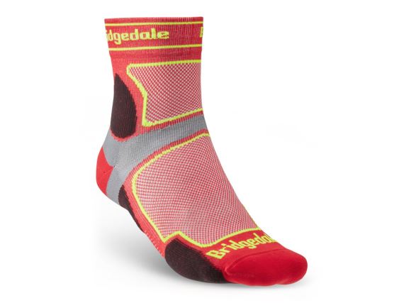 Pánské běžecké ponožky Bridgedale Trail Run UL T2 CS 3/4 Crew red