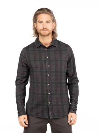 Model v košili Chillaz Sebastian 2.0 dark grey L, celkový pohled zepředu na bílém pozadí. (1)