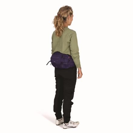Dámská cyklistická ledvinka Osprey Raven 4L deep fig (3)