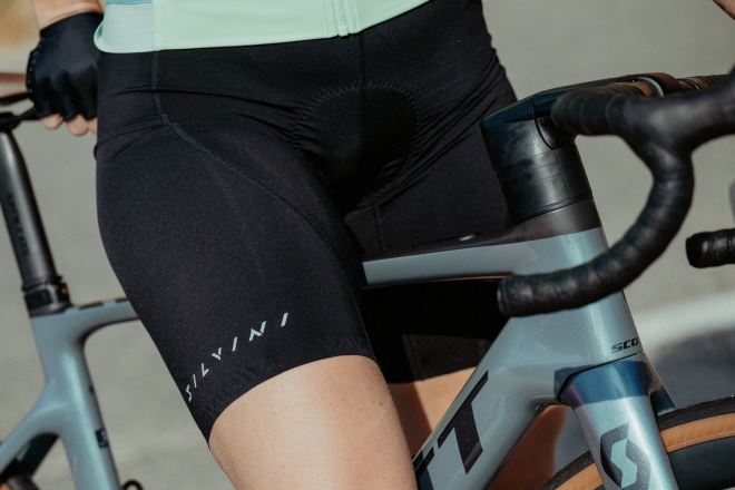Dámské cyklistické kraťasy Silvini WP2661 Sellia black (6)