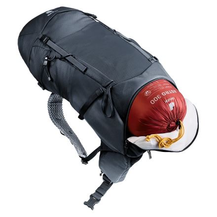 Dámský turistický batoh Deuter Futura 30 SL cassis-ashrose (9)