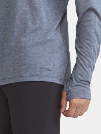 Detail zadní strany modrého trika CRAFT ADV ubZ Wool L 2. (5)