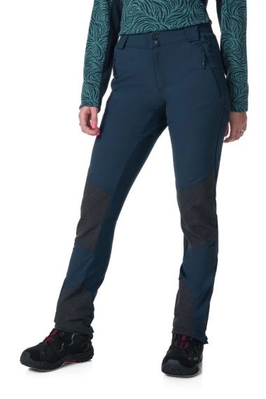Celkový pohled na Dámské outdoorové kalhoty Kilpi NUUK-W tmavě modrá na modelce.