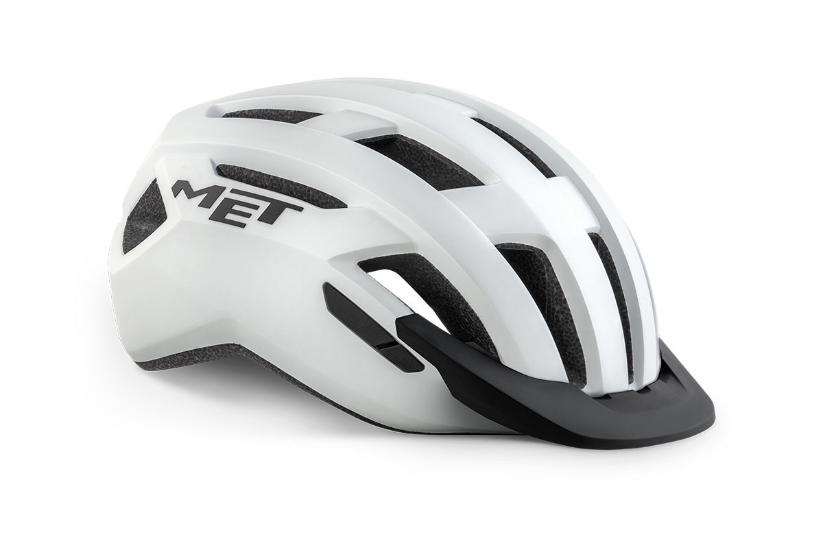 Cyklistická helma MET Allroad bílá matná L (58-61 cm)