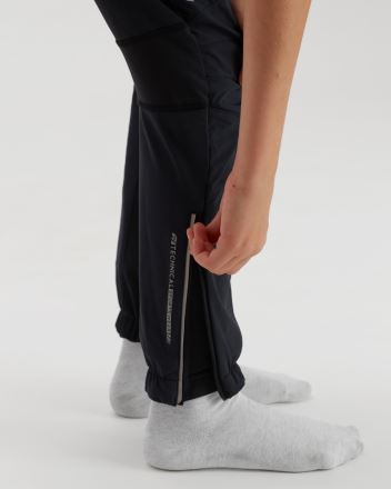 Dětské sportovní kalhoty Silvini Melito black (5)